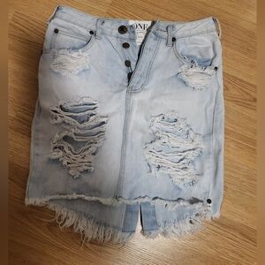 ONE TEASPOON High Waisted Fitted Light Wash Cotton Distressed Skirt Size 28